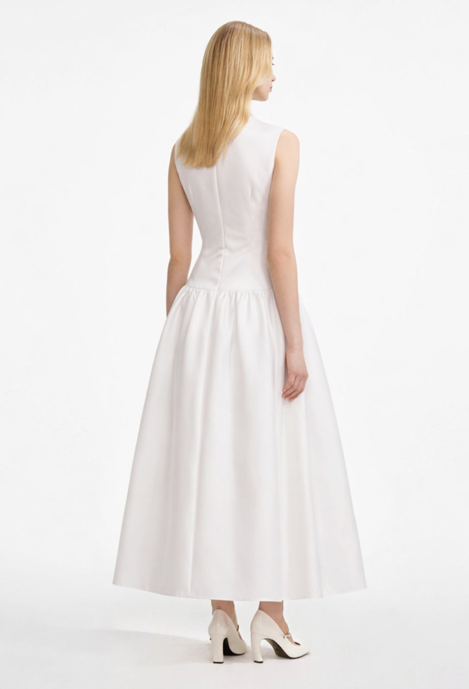 Antonie White Midi Dress with Bow, bow dress white​, lucy in the sky white bow dress​, white dress with bow on front​