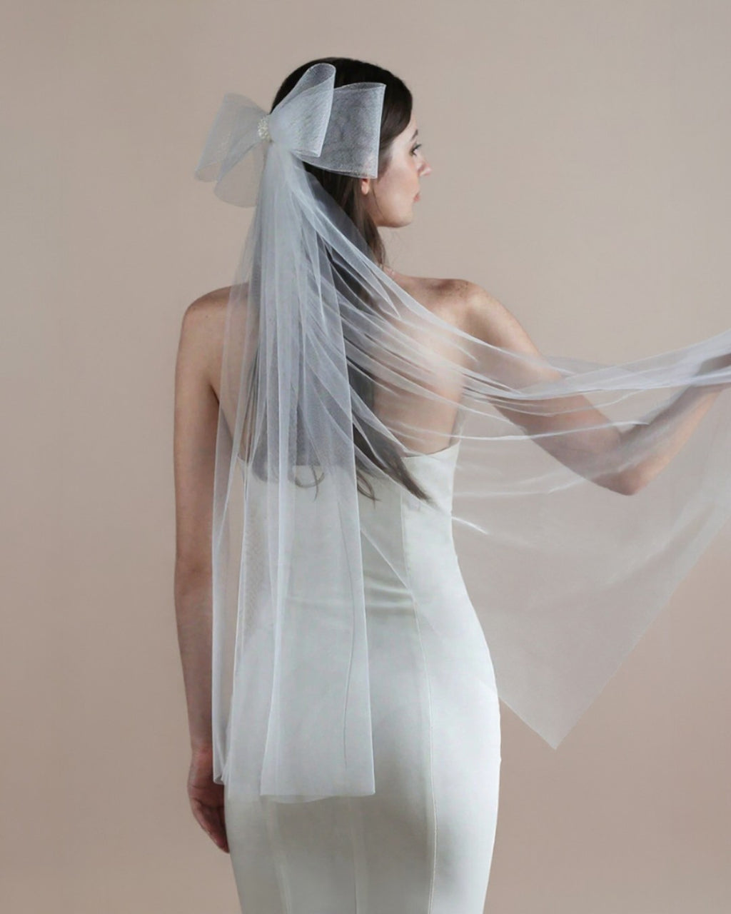 Bow-Tie Tulle Bridal Veil - Ivory