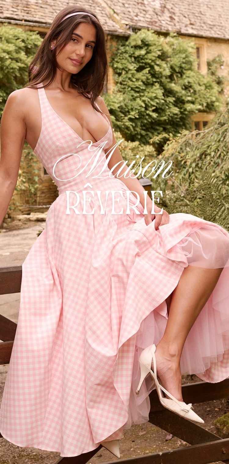 woman in pink maxi dress for birthday, buy best dresses online at deesse blanche fashion website in canada