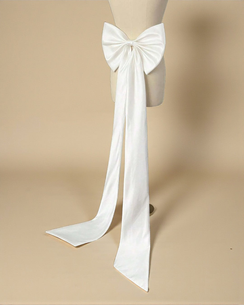Luxe Ribbon Bow – Long Tail