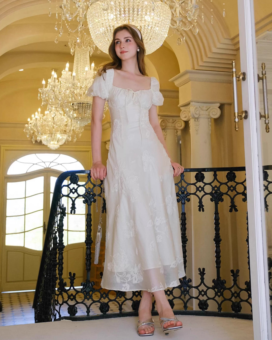 Mira Floral Jacquard Tiered Midi Dress in Ivory L Mira Floral Jacquard Tiered Midi Dress in Ivory L